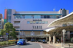 新越谷駅東口　駅ビルヴァリエ