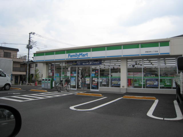 アサヒ・レジデンスⅡ ﾌｧﾐﾘｰﾏｰﾄ 草加旭町二丁目店