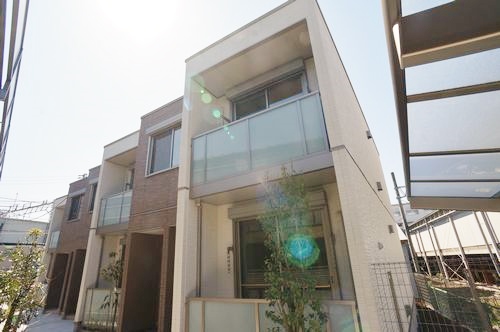 ケーツーティーエスエヌ　入居者募集中！！