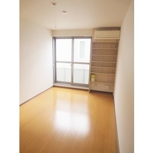 カシオラ 洋室は7.1帖♪