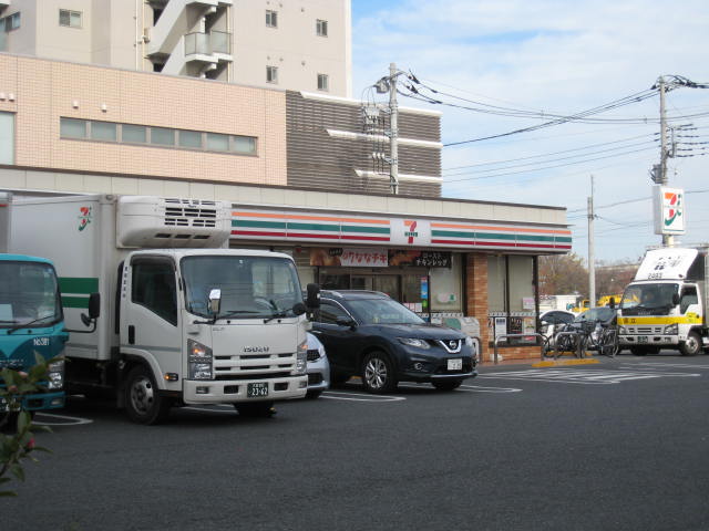 パレドールモア ｾﾌﾞﾝｲﾚﾌﾞﾝ 足立六町1丁目店