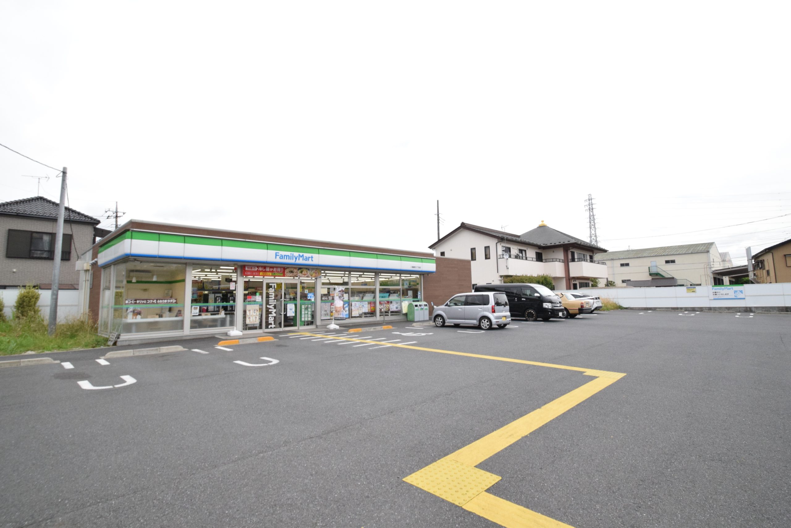ウィステリア ﾌｧﾐﾘｰﾏｰﾄ 八潮緑町三丁目店