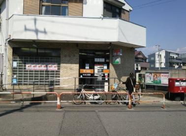 アリエル　Ⅱ 足立舎人郵便局