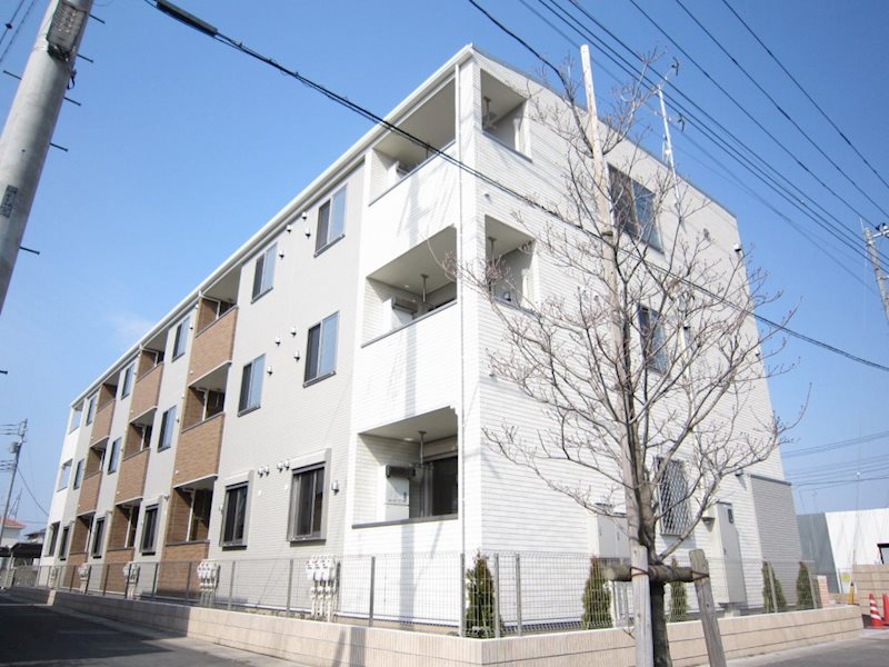 イセソラージュＢ 外観