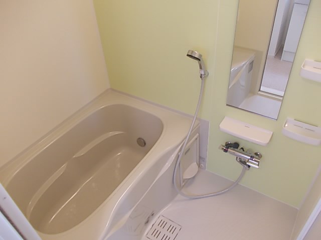 イセソラージュＢ 風呂画像