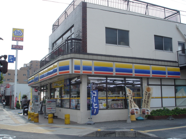 エステート高橋 ﾐﾆｽﾄｯﾌﾟ 草加松原店