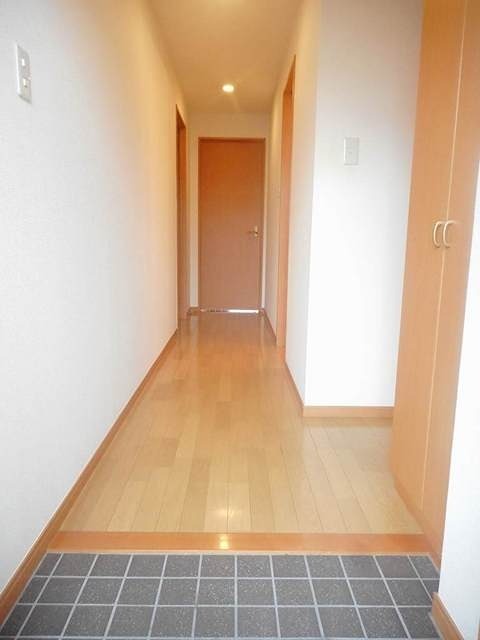 アレグリア  玄関
