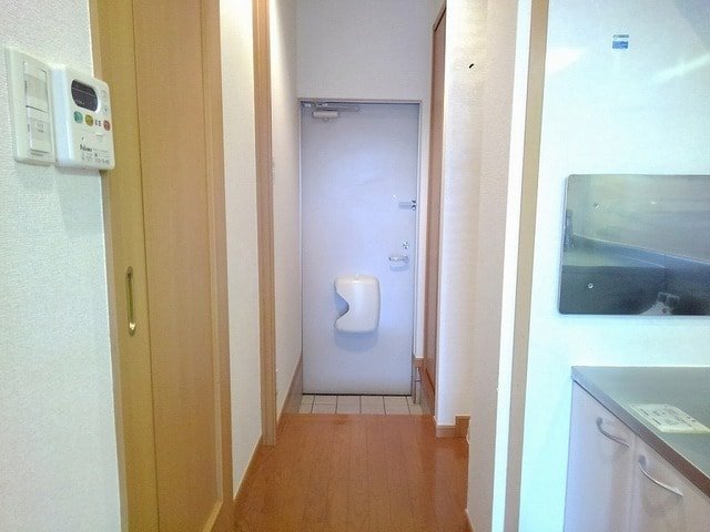セカンドプロムナード 玄関