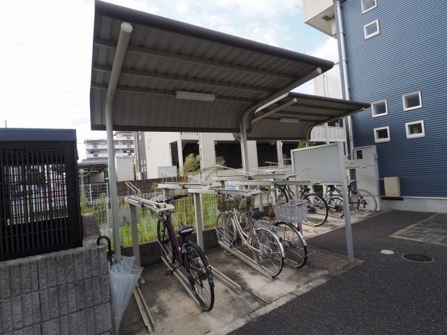 エターナルⅢ 駐輪場