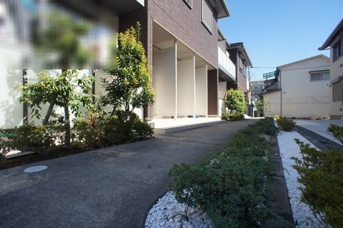 アンソレイエ エントランス