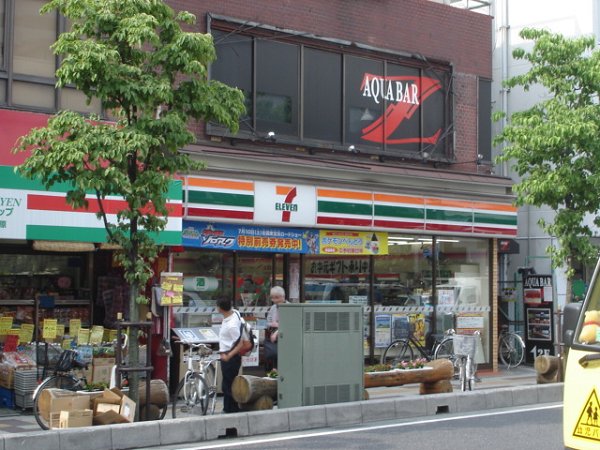 アンクレージュ　Ⅱ コンビニ