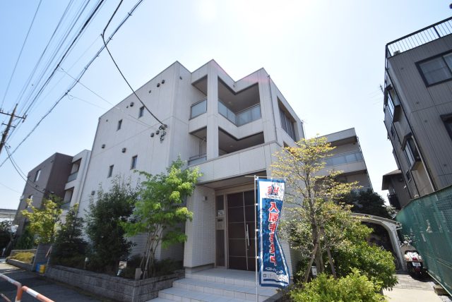 本日のオススメ物件【Barbizon West】