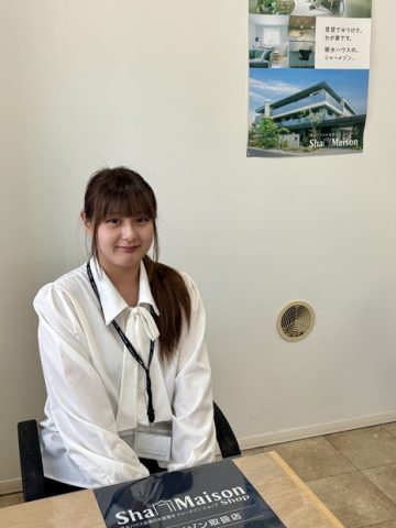 岡本 百桃 シャーメゾンショップ ベストハウジング北千住店